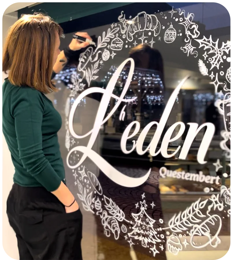 Peinture artistique sur vitrine par Manon Taillard - réalisation 1